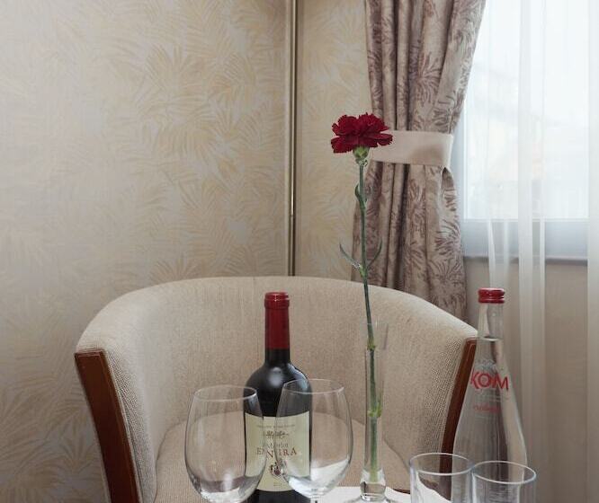 בית מלון כפרי Capitol