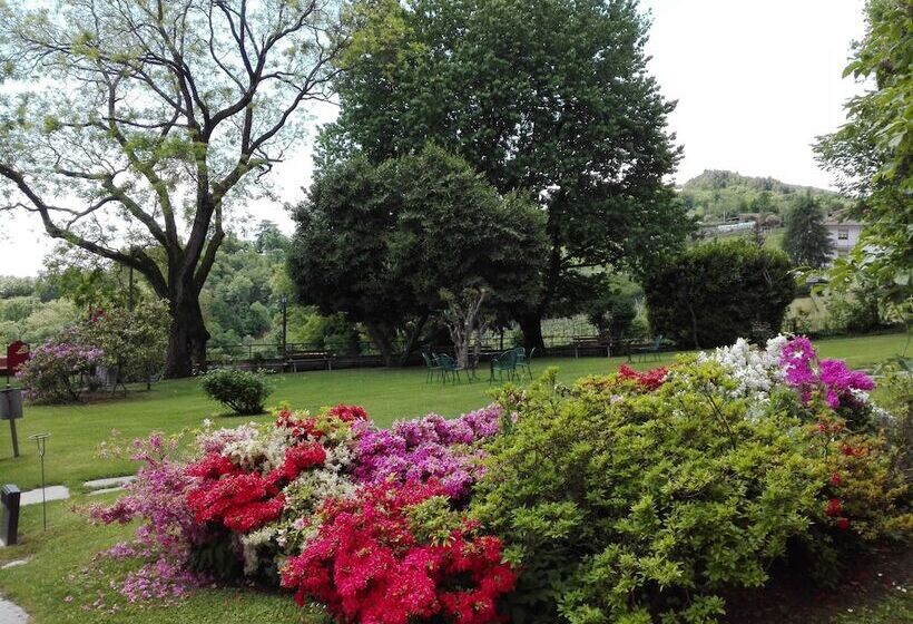 ホテル Castello Rosso