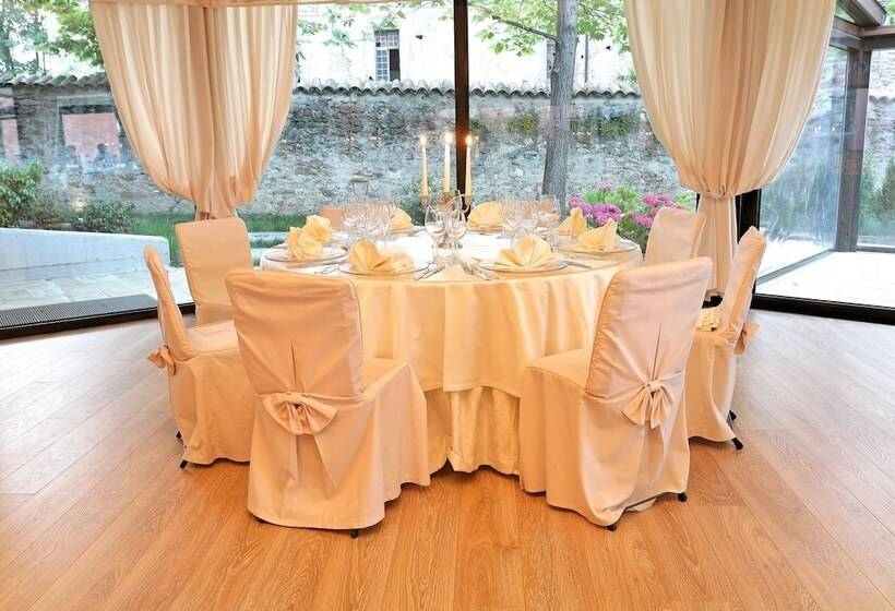 호텔 Castello Rosso