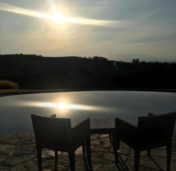 فندق Albergo Castiglione Langhe