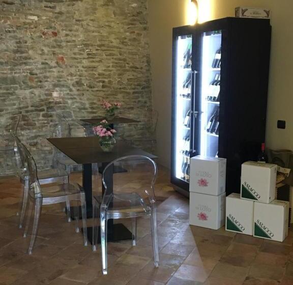 فندق Albergo Castiglione Langhe