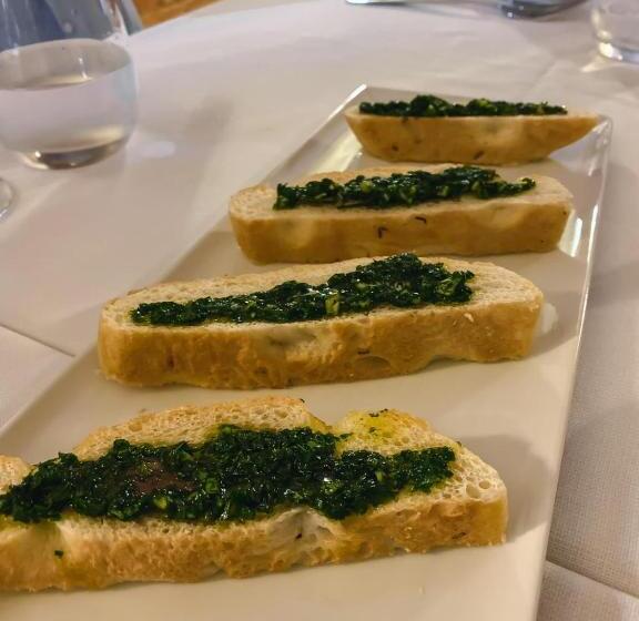 فندق Albergo Castiglione Langhe