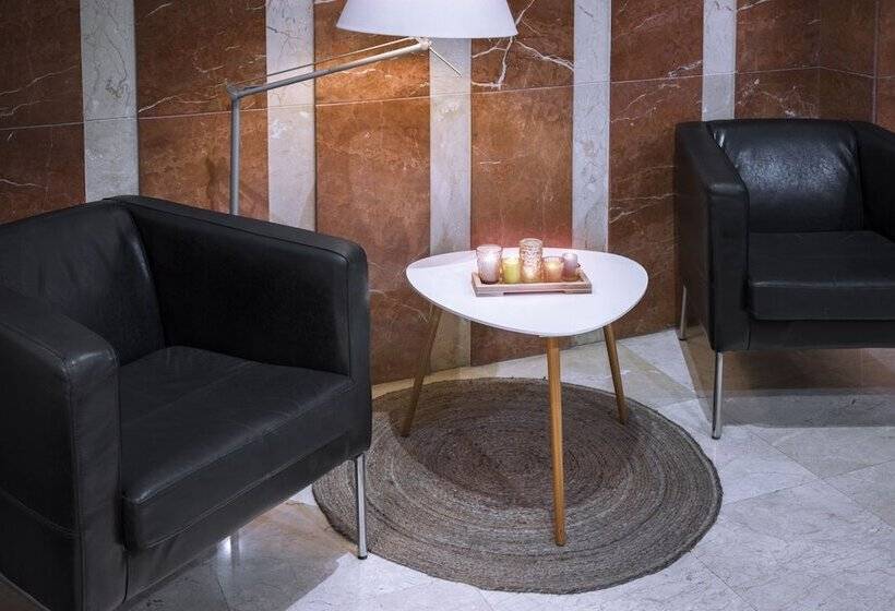 فندق Catalunya Express