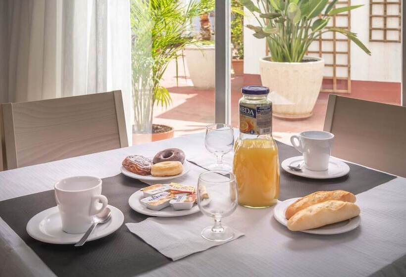 فندق Catalunya Express