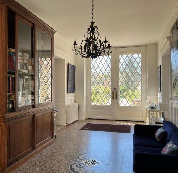 ホテル Chambres D Hôtes & Spa Les Perce Neige