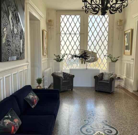 ホテル Chambres D Hôtes & Spa Les Perce Neige