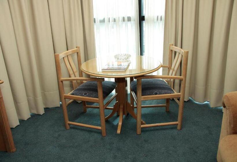 هتل Crystal Palace