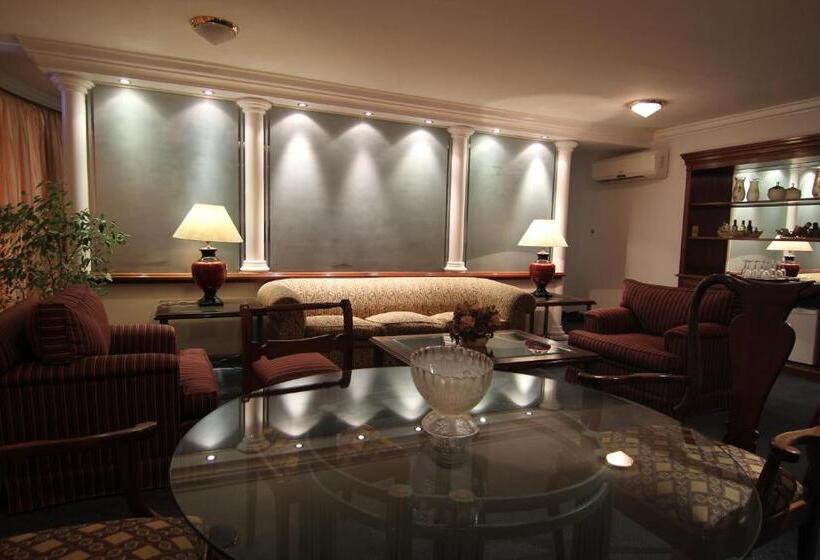 هتل Crystal Palace