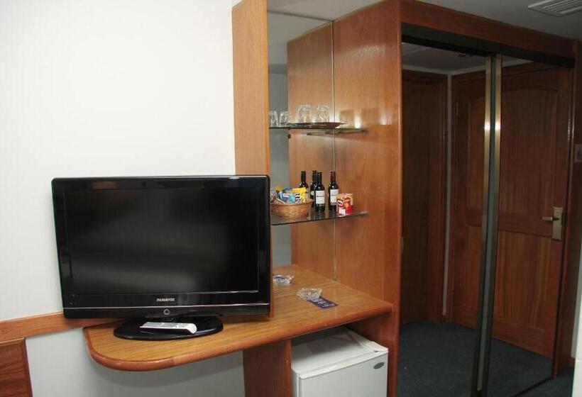 هتل Crystal Palace