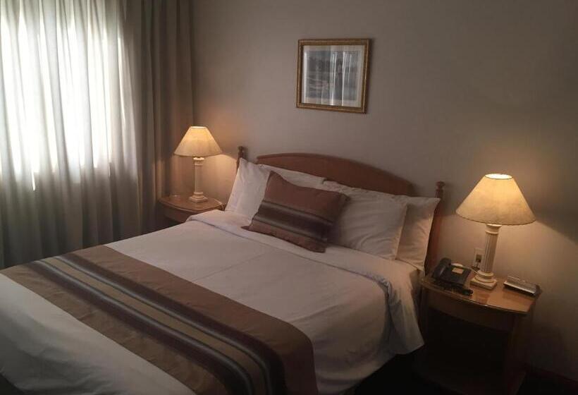 هتل Crystal Palace