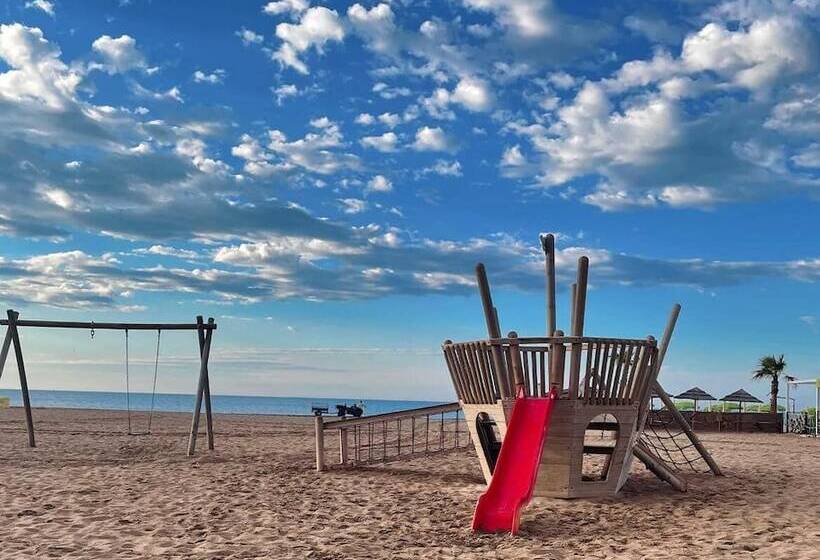 فندق De La Plage 2 étoiles