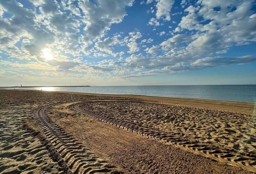 فندق De La Plage 2 étoiles
