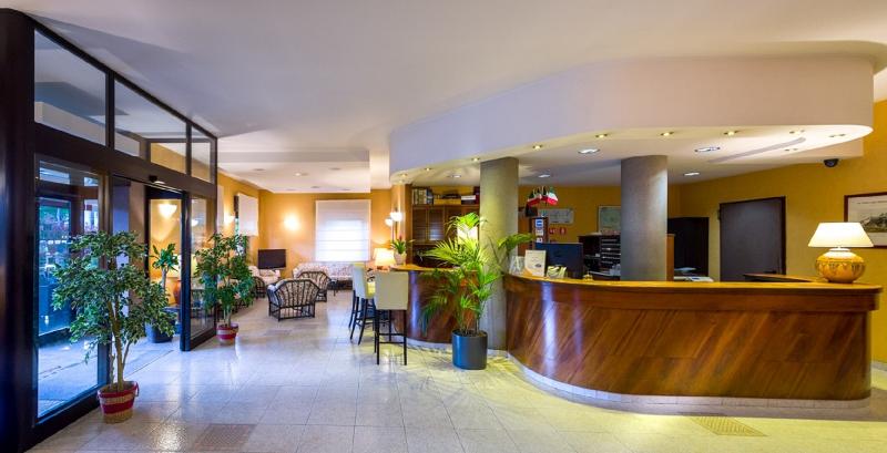 Отель Des Alpes