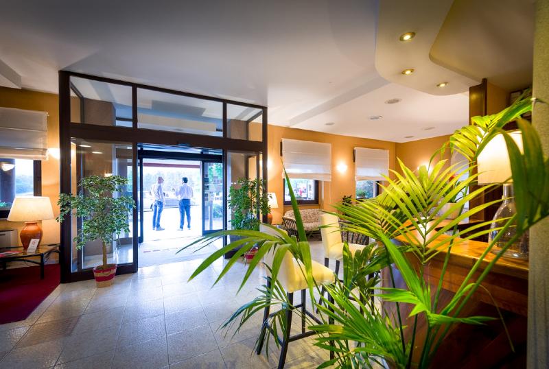 Отель Des Alpes