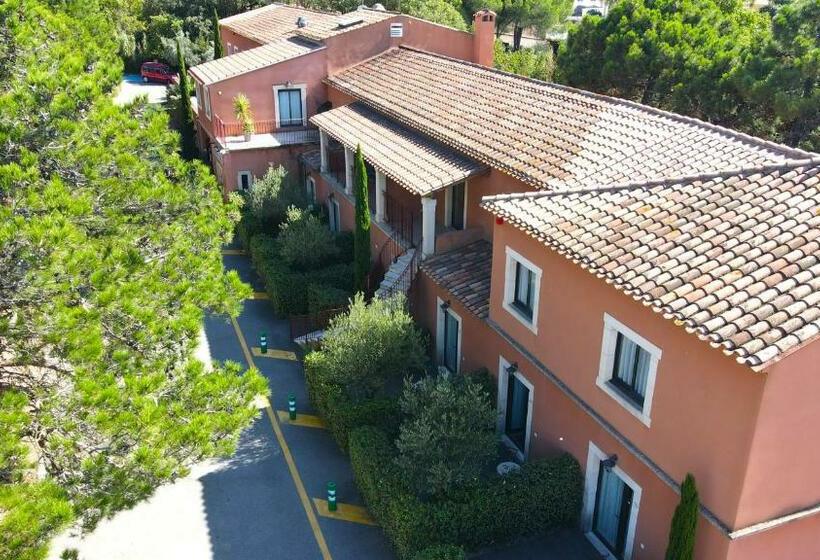 בית מלון כפרי Du Mas