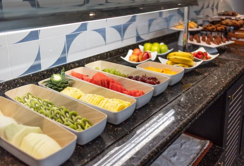 هتل Eurostars Gran Madrid