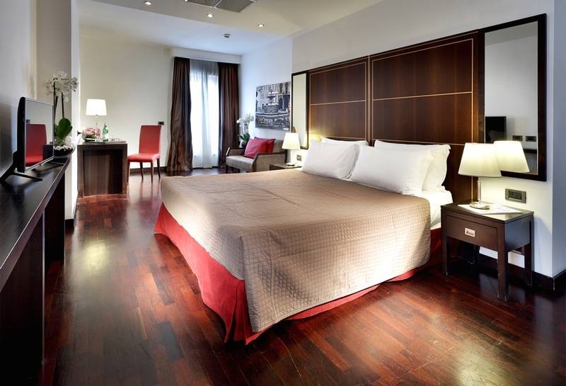 בית מלון כפרי Exe International Palace