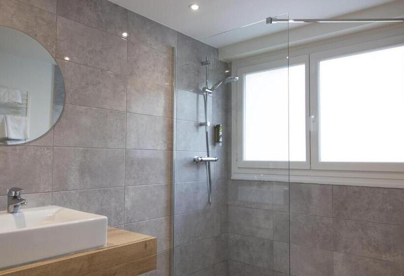 ホテル Logis Golfe