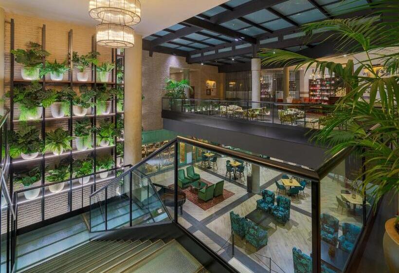 Отель H10 Marina Barcelona