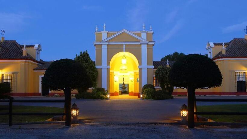 호텔 Hacienda Montenmedio