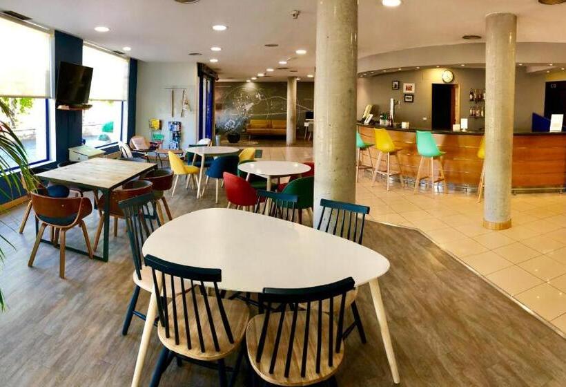 هتل Holiday Inn Express San Sebastian De Los Reyes, An Ihg