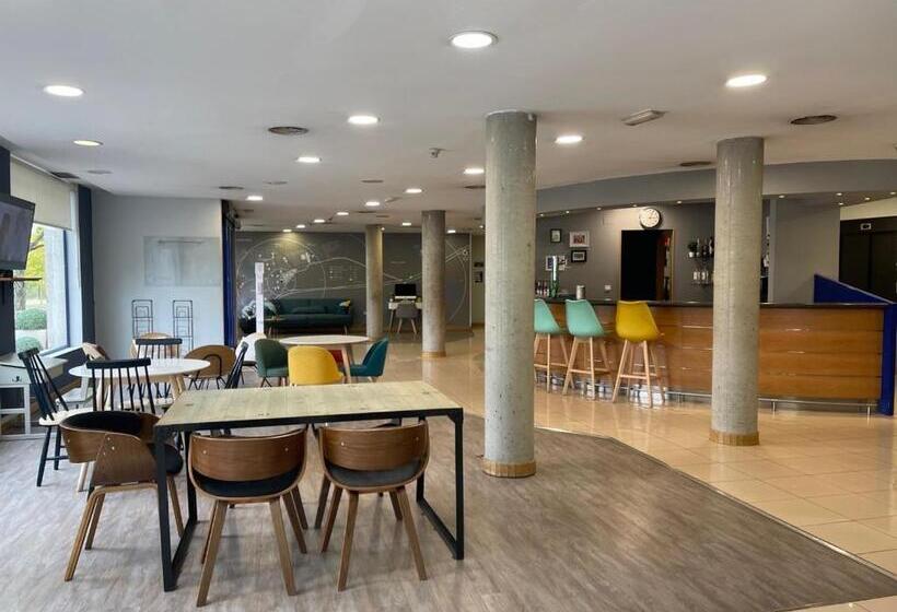 هتل Holiday Inn Express San Sebastian De Los Reyes, An Ihg