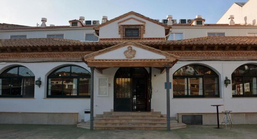 Отель Hostal Guadiana