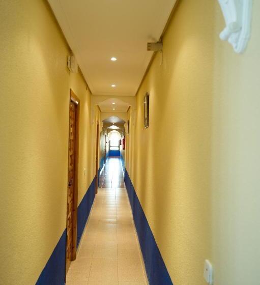 Отель Hostal Guadiana