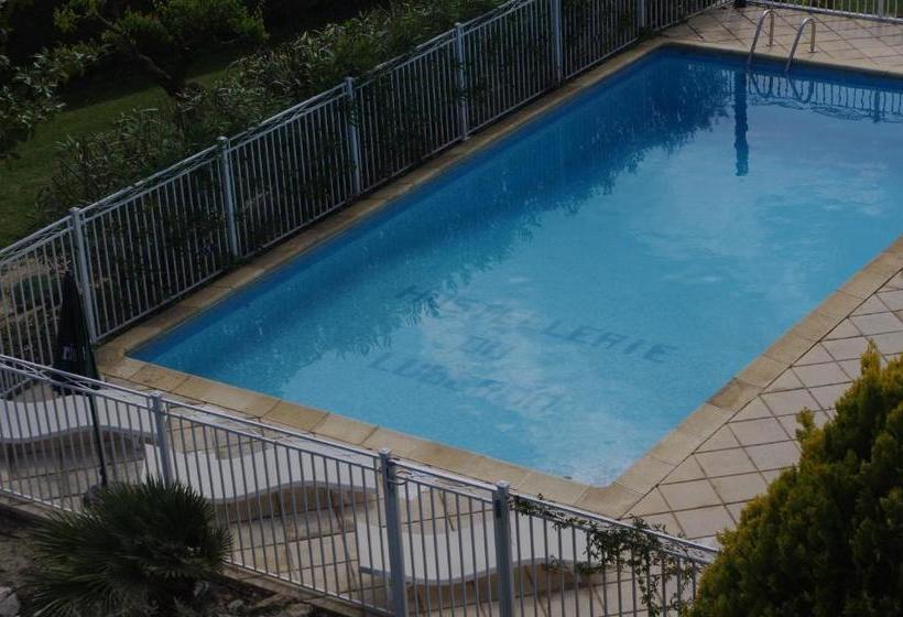 호텔 Hostellerie Du Luberon