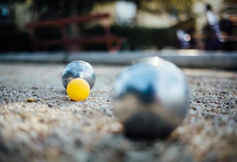 호텔 Hostellerie Du Luberon