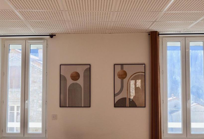 호텔 Et Appartements Les Platanes