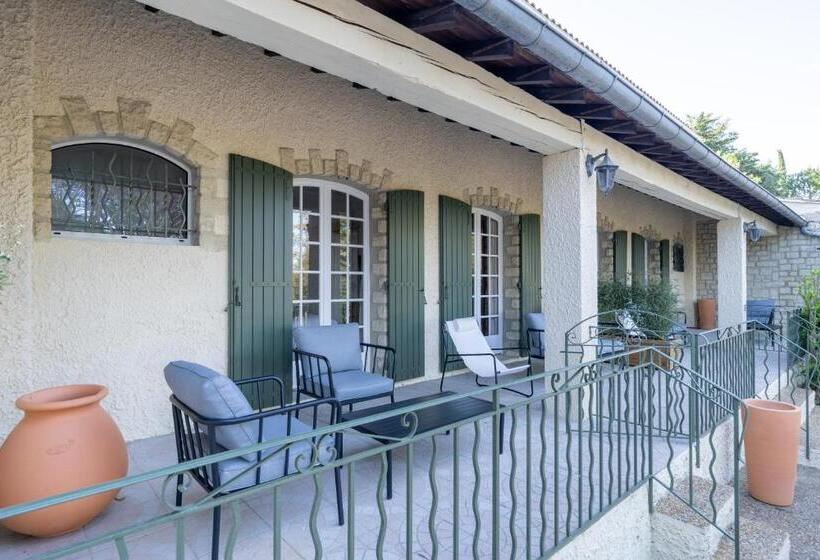 ホテル Hôtel La Garrigue & Bar Piscine