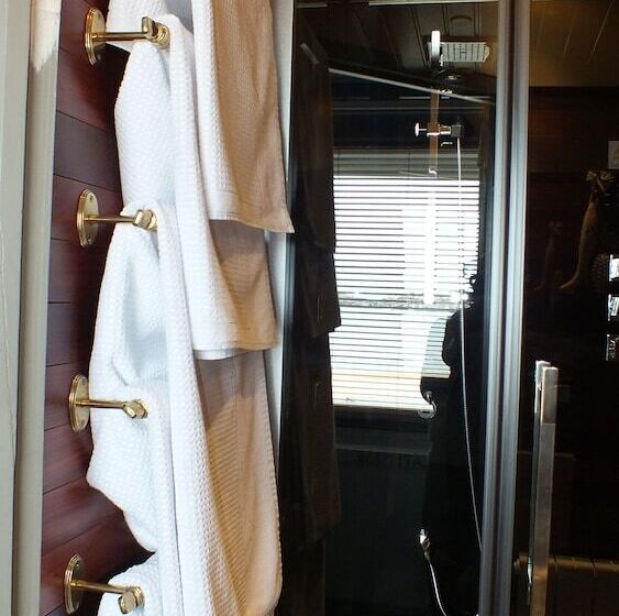 Отель Hôtel   Restaurant   Salon De Thé Le Beauséjour