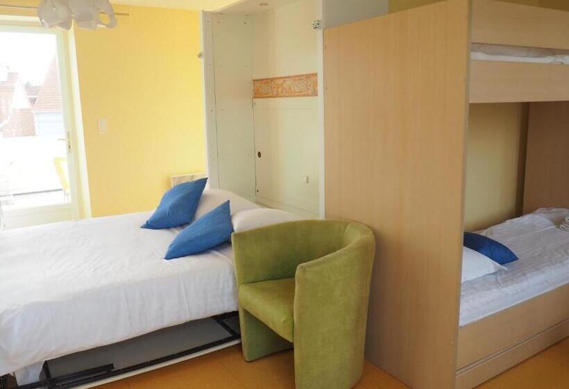 ホテル Hôtel Le Vivier Wissant   Centre Village   Côte D Opale   Baie De Wissant   2caps