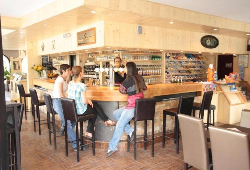 فندق Hôtel Les Vallois