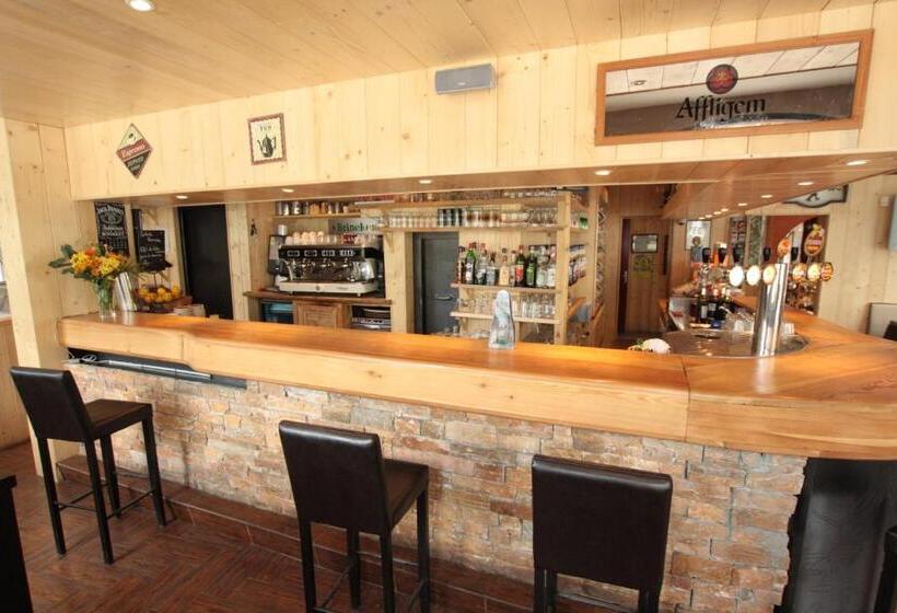 فندق Hôtel Les Vallois