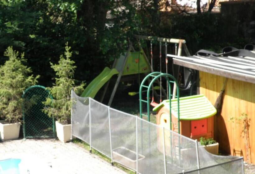 فندق Hôtel Les Vallois