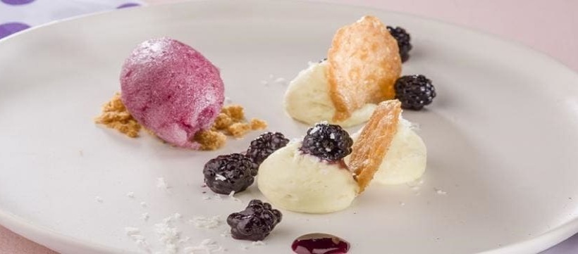 فندق Hôtel Logis Le Bourbon