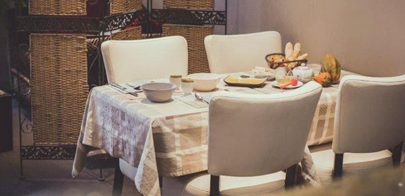 فندق Hôtel Logis Le Bourbon