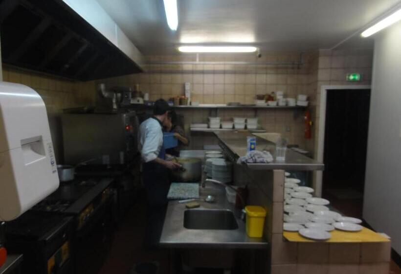 ホテル Hôtel Princess