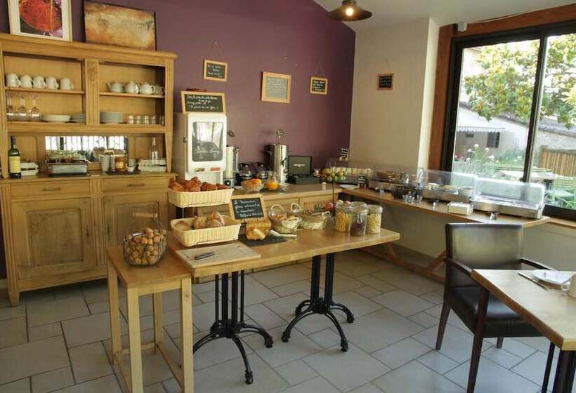 Отель Hôtel Spa La Truite Dorée