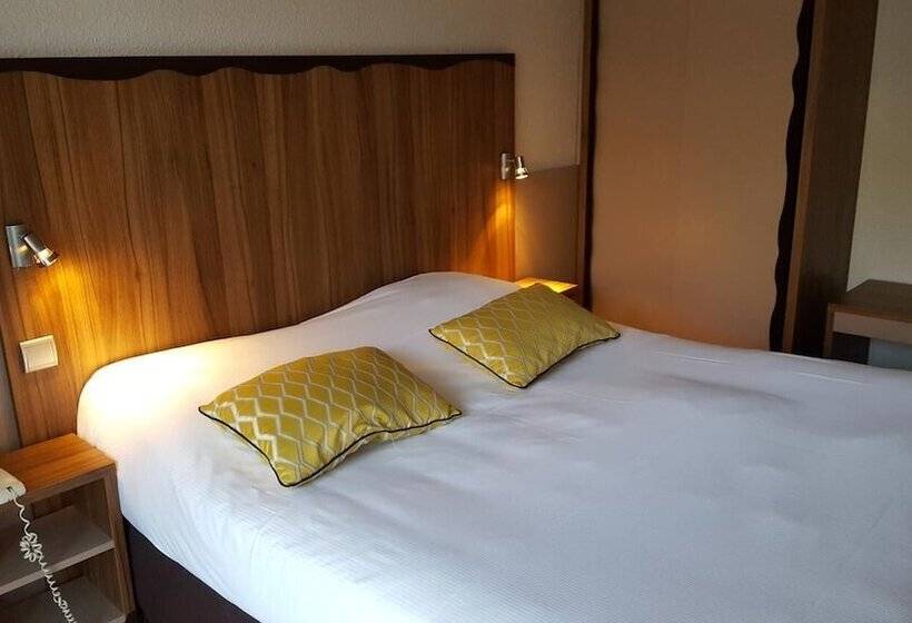 Отель Hôtel Spa La Truite Dorée