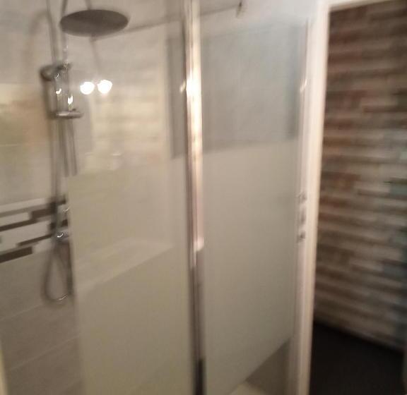 Hôtel Restaurant Bar Du Commerce   Kb Hotel Group