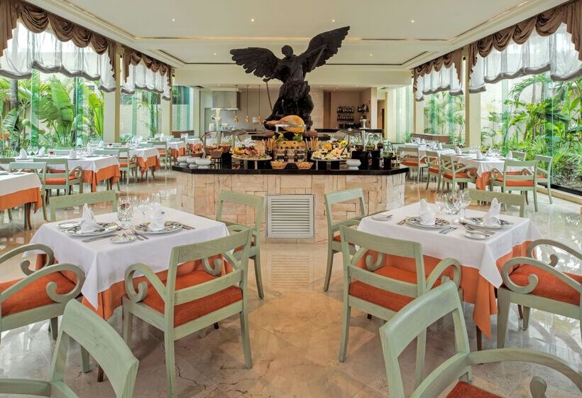 فندق Iberostar Waves Quetzal