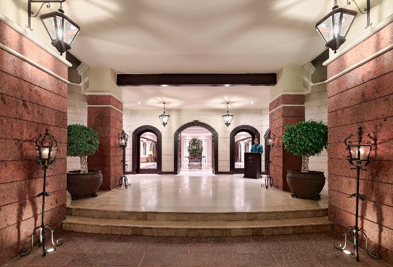 Отель Las Madrigueras Golf Resort & Spa  Adults Only