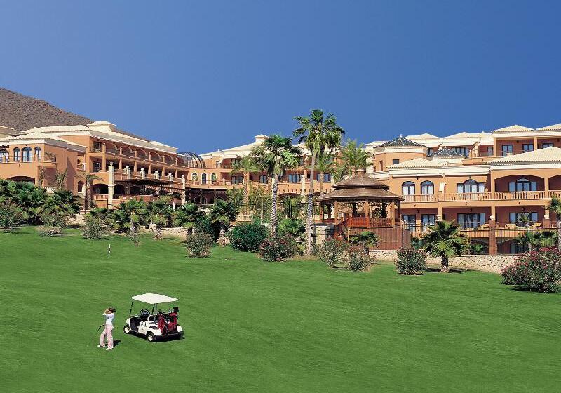 Отель Las Madrigueras Golf Resort & Spa  Adults Only