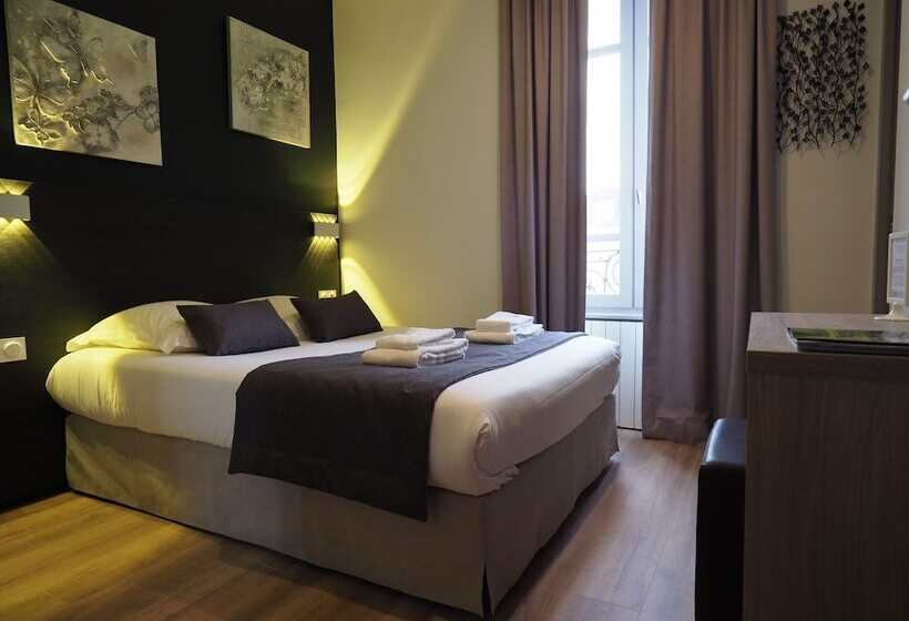 בית מלון כפרי Le Biarritz  Vichy