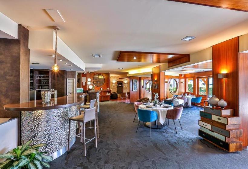 בית מלון כפרי Le Pré De La Cure