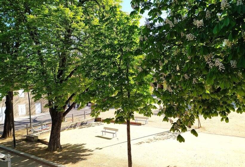 בית מלון כפרי Les Marronniers