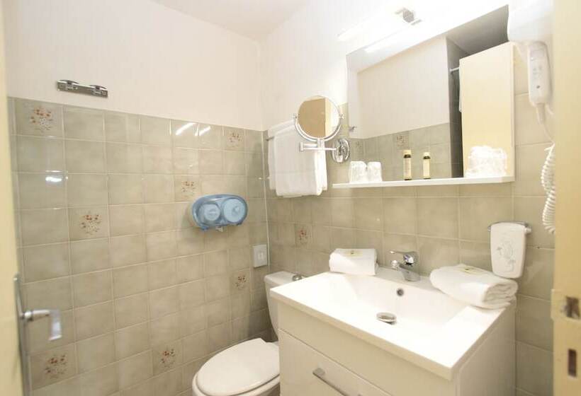 בית מלון כפרי Les Marronniers